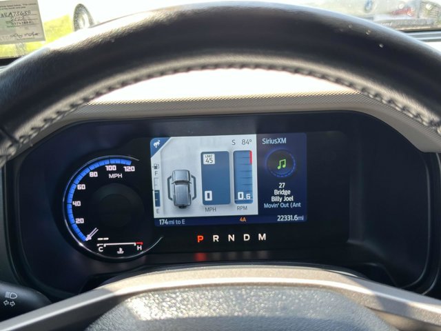 Vehicle image 15 of 26