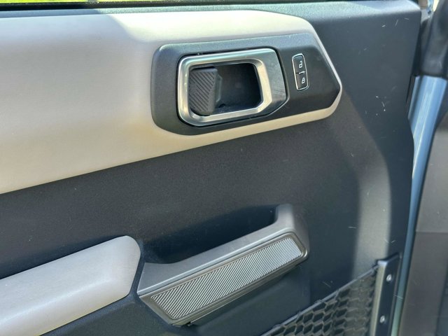 Vehicle image 22 of 26