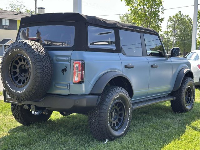 Vehicle image 4 of 26