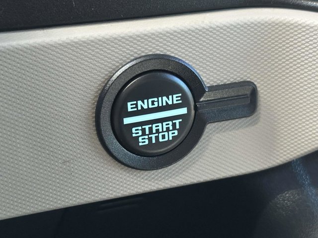 Vehicle image 12 of 26