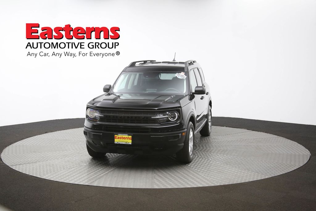 Vehicle image 27 of 61