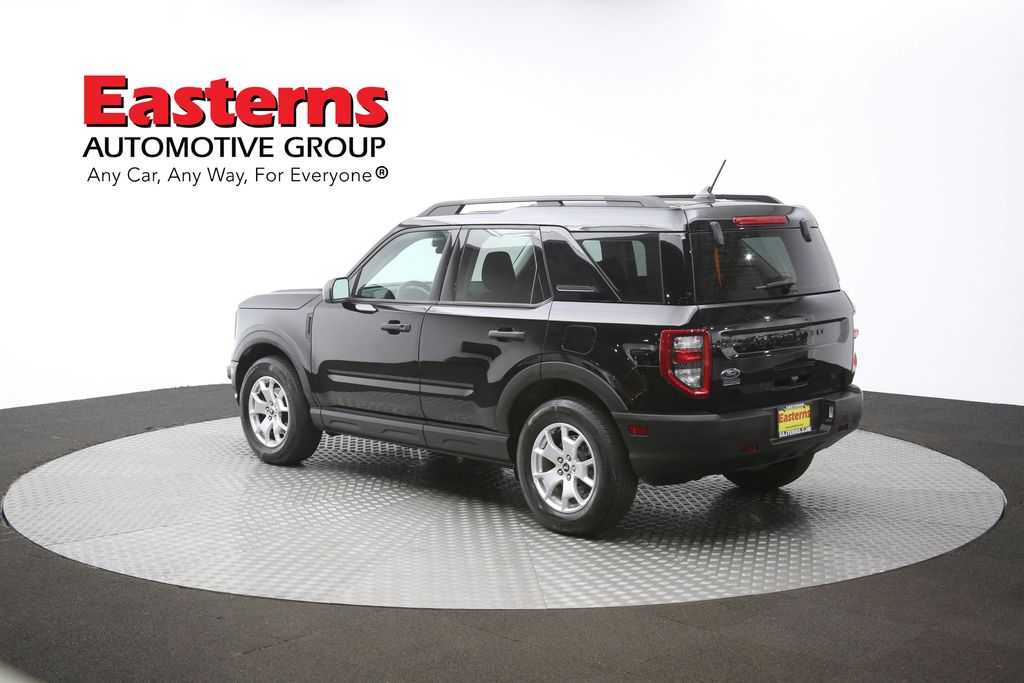 Vehicle image 34 of 61