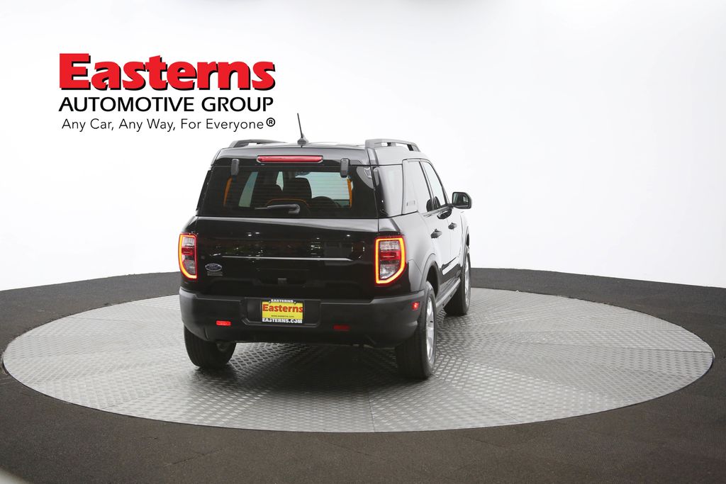 Vehicle image 16 of 61