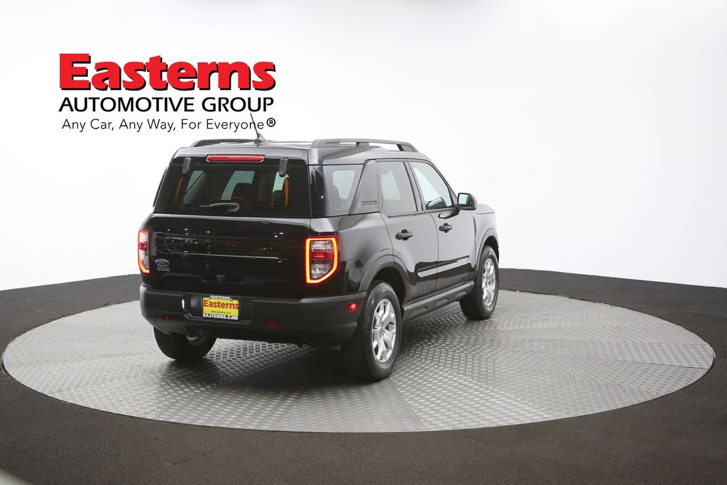Vehicle image 17 of 61