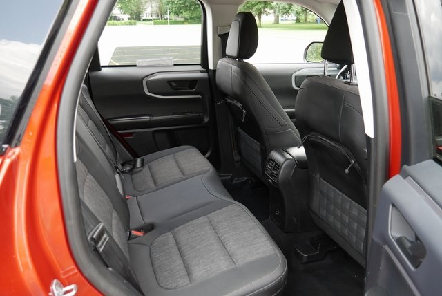 Vehicle image 16 of 46