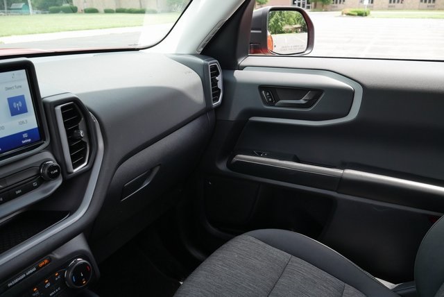 Vehicle image 22 of 46