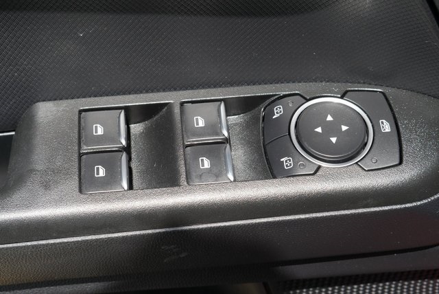 Vehicle image 35 of 46