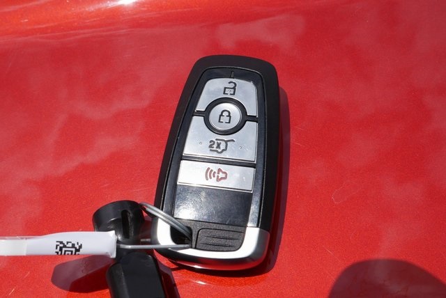 Vehicle image 34 of 46