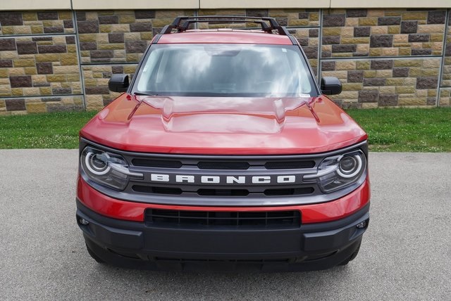 Vehicle image 2 of 46