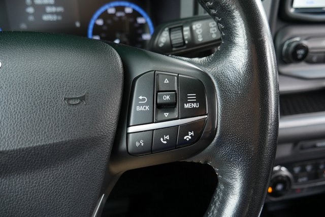 Vehicle image 40 of 46