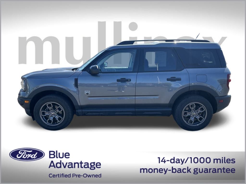 Vehicle image 8 of 31