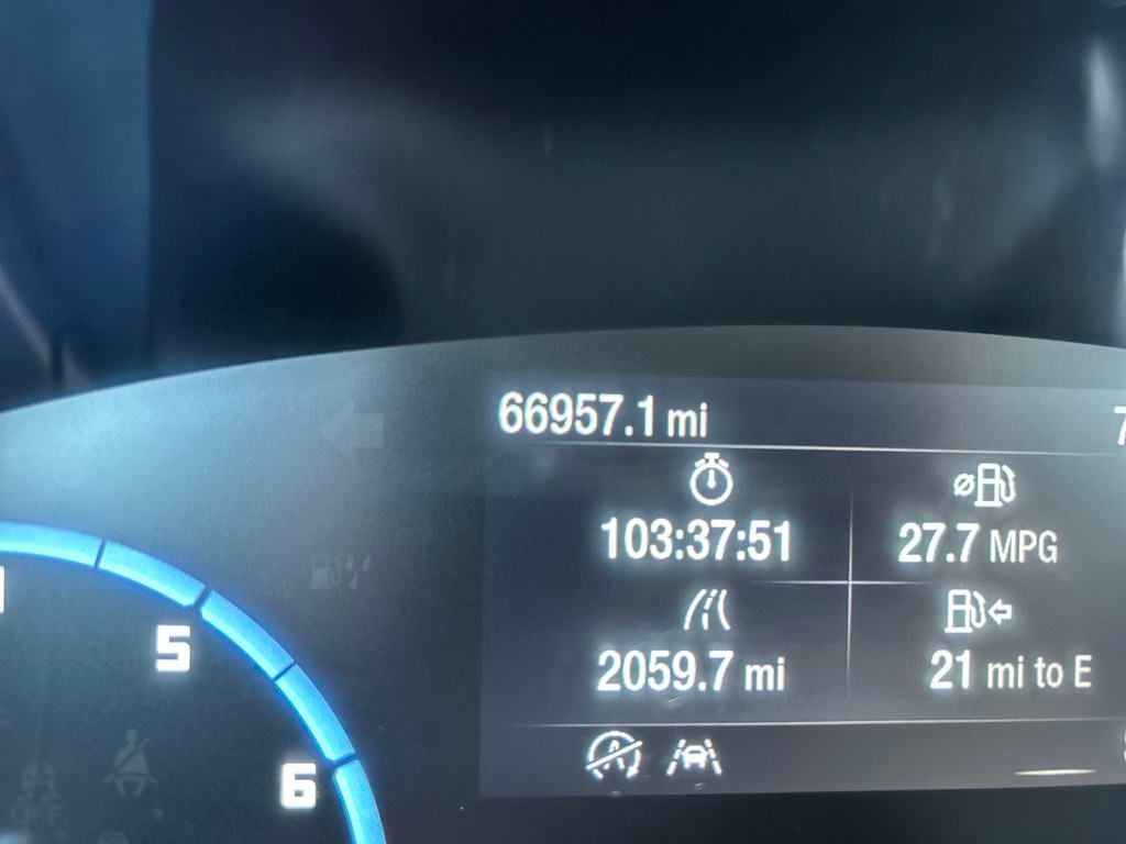 Vehicle image 23 of 31