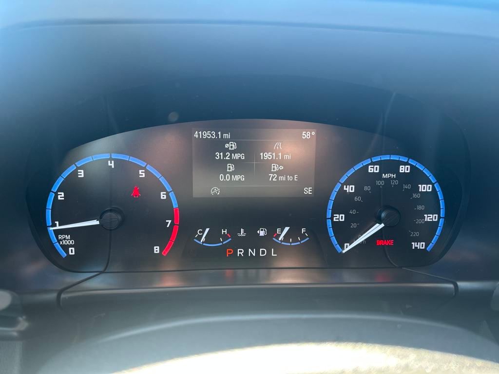 Vehicle image 21 of 29