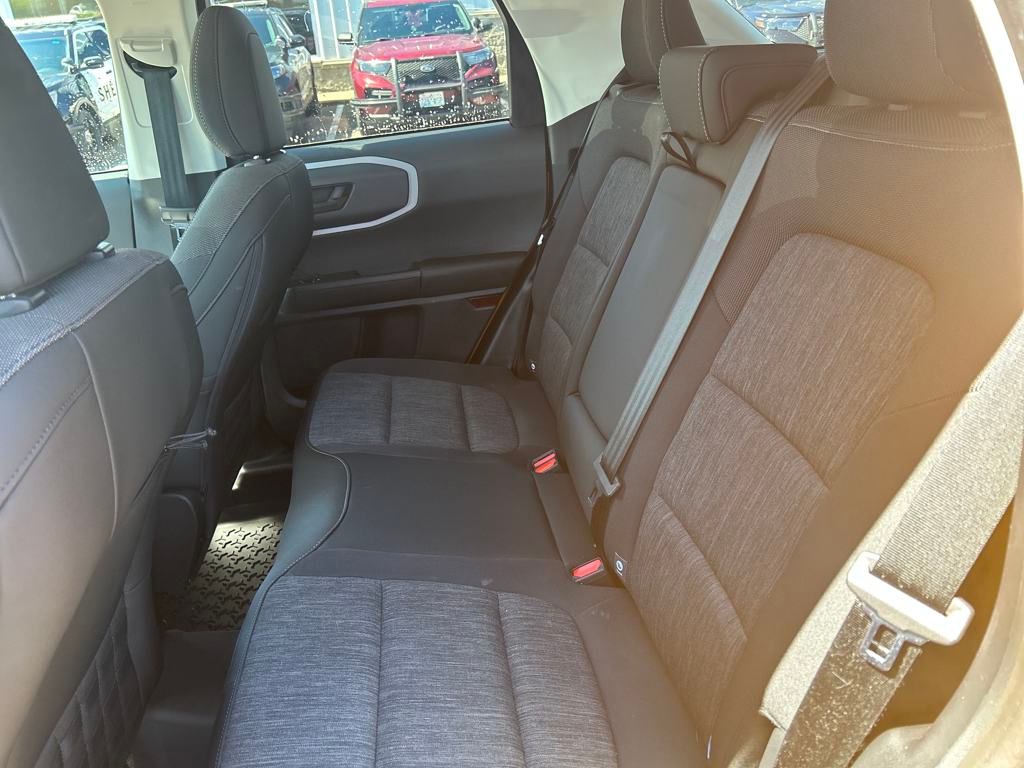Vehicle image 28 of 29