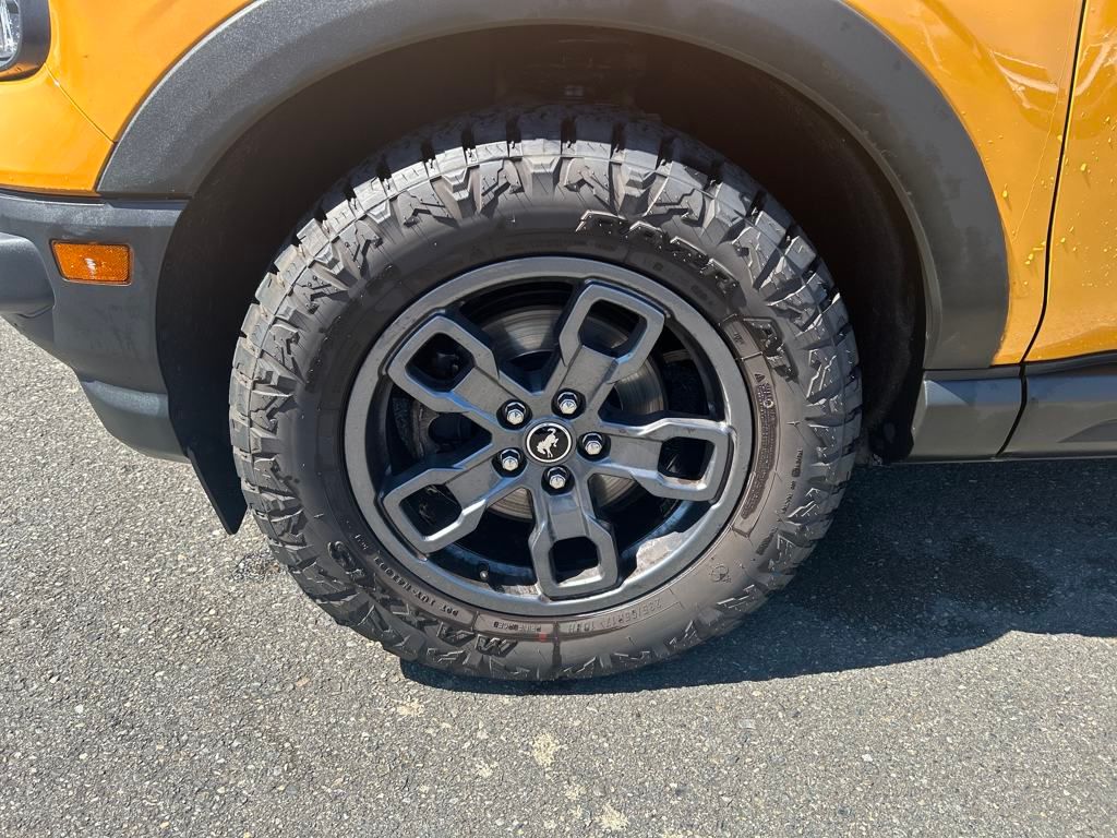 Vehicle image 27 of 29