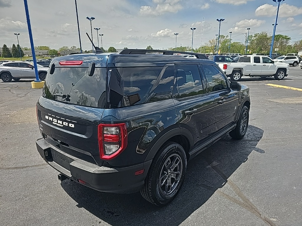 Vehicle image 6 of 28