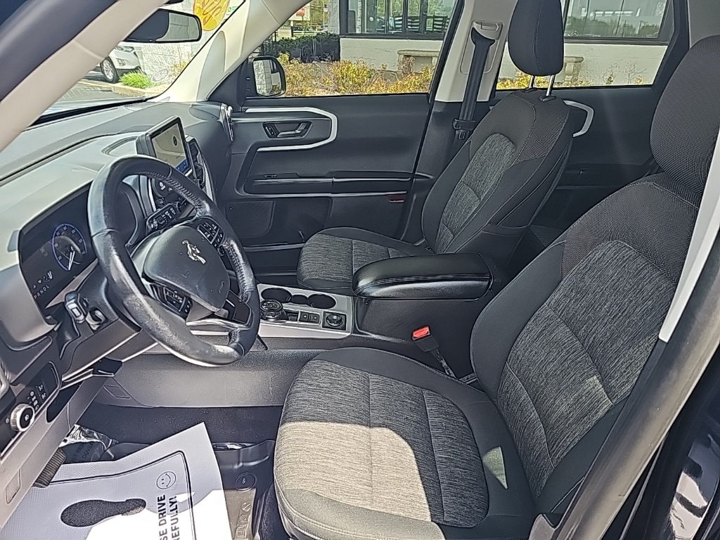 Vehicle image 19 of 28
