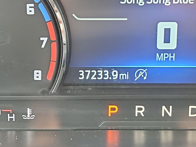 Vehicle image 19 of 33