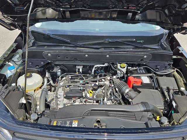 Vehicle image 29 of 33
