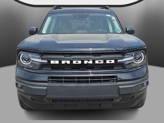 Vehicle image 2 of 33