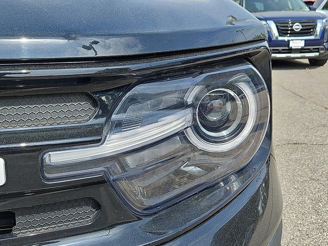 Vehicle image 9 of 33