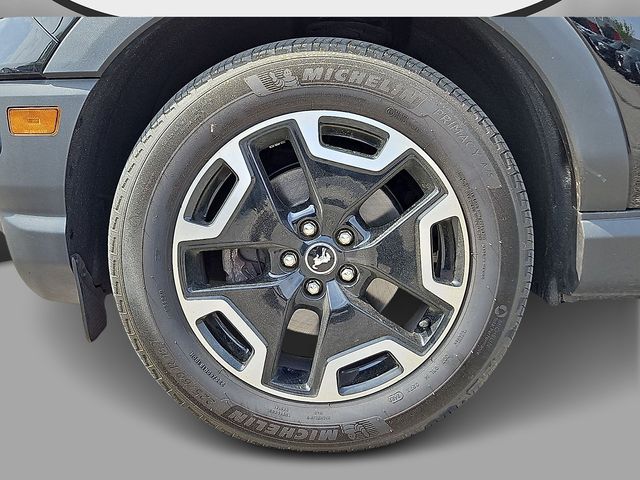 Vehicle image 8 of 33