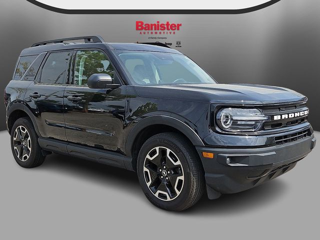 Vehicle image 3 of 33