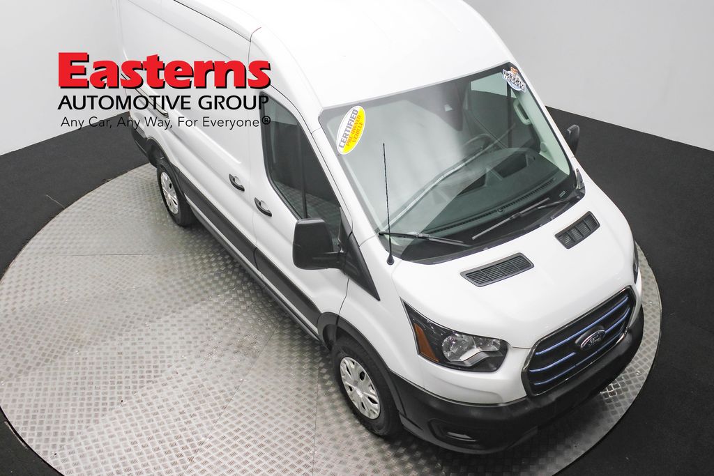 Vehicle image 11 of 63