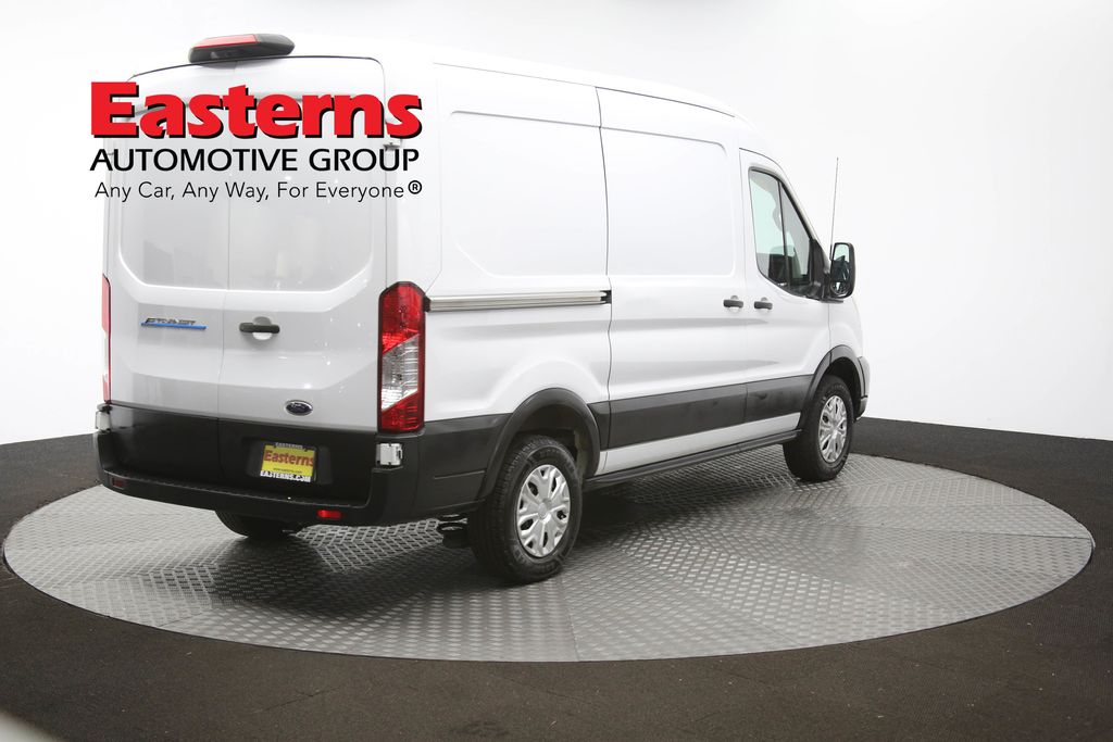 Vehicle image 3 of 63