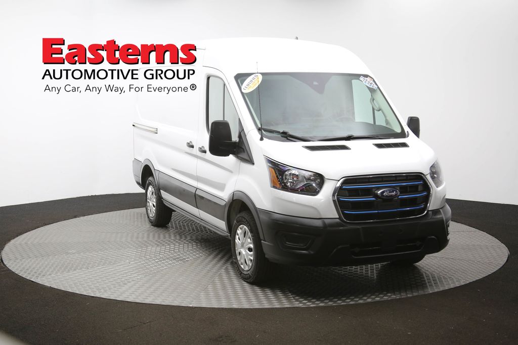 Vehicle image 25 of 63