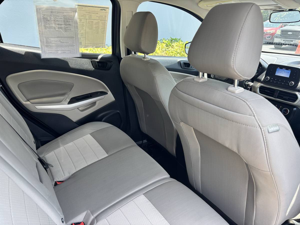 Vehicle image 16 of 23