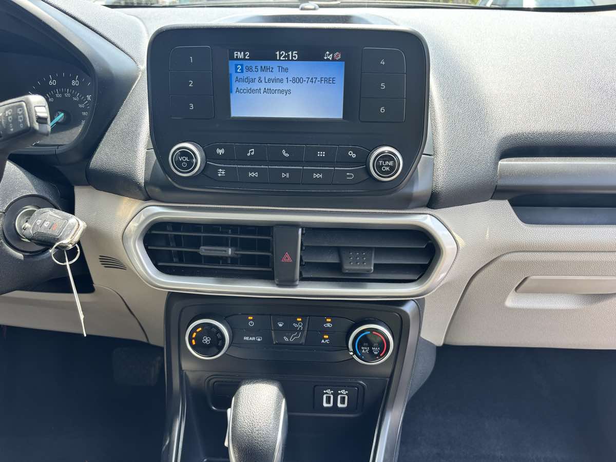 Vehicle image 13 of 23