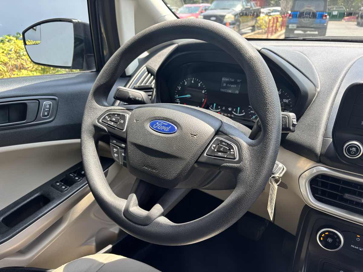 Vehicle image 14 of 23