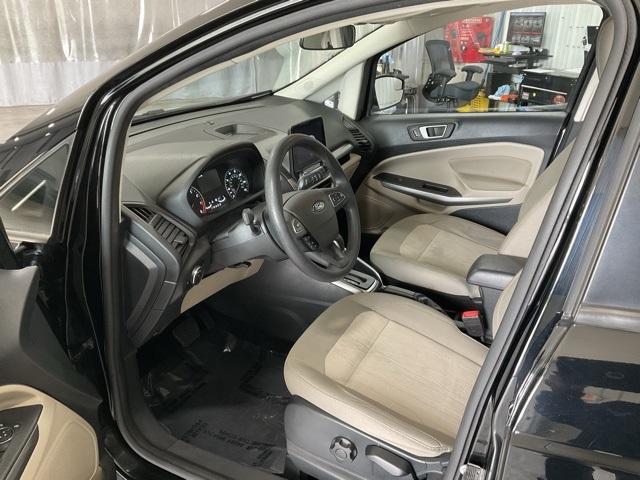 Vehicle image 23 of 32