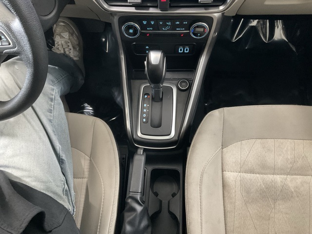 Vehicle image 20 of 32