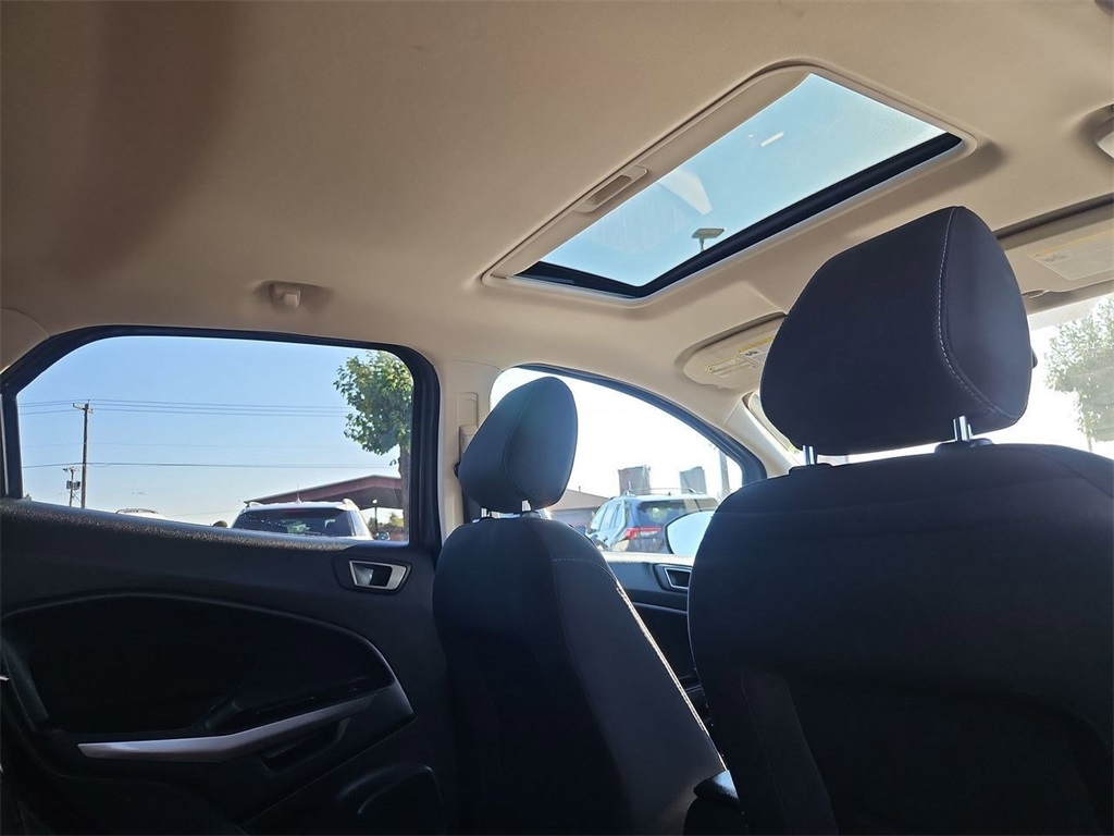 2022 Ford EcoSport SE Image 18 of 37