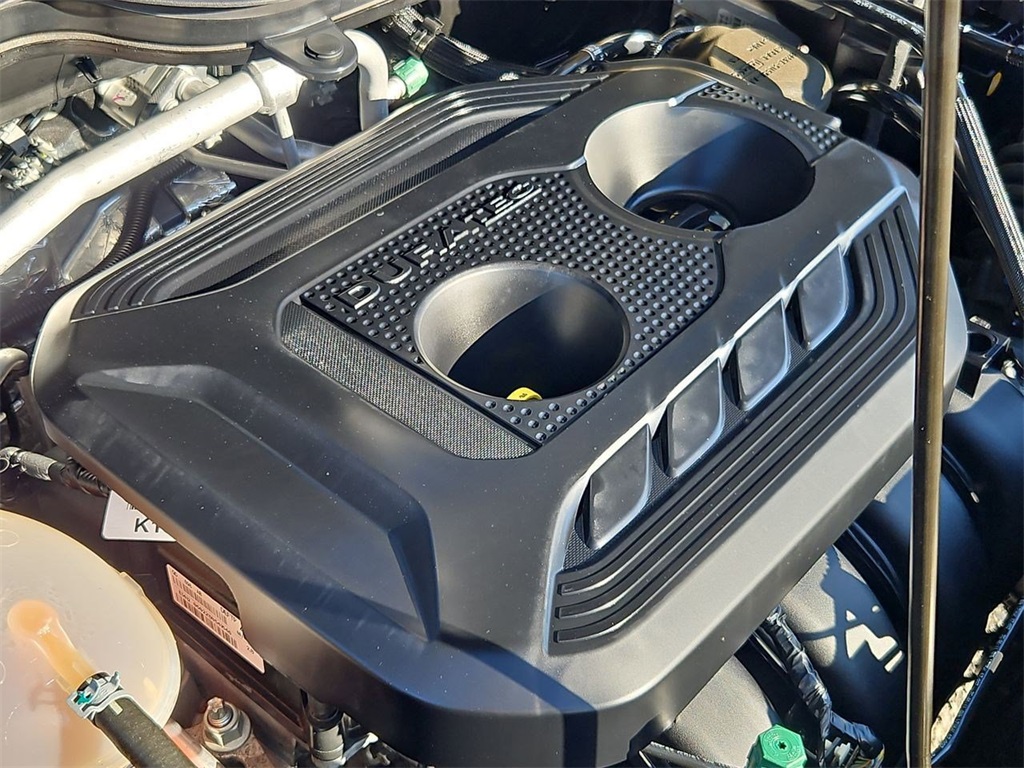 2022 Ford EcoSport SE Image 10 of 37