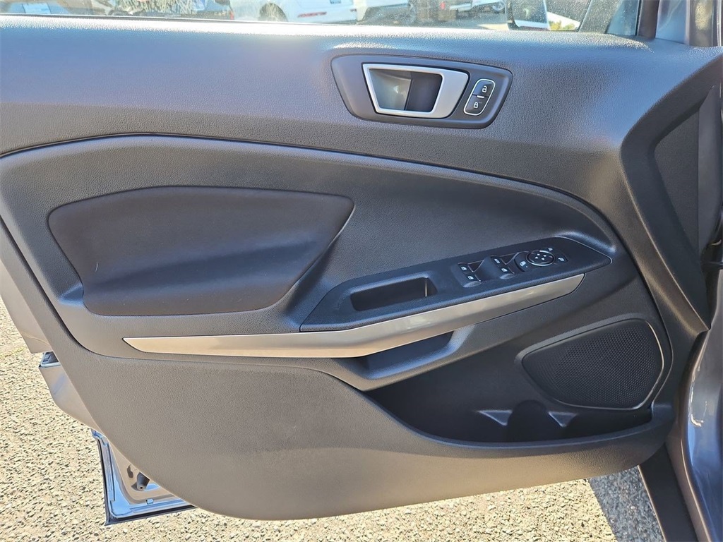 2022 Ford EcoSport SE Image 28 of 37