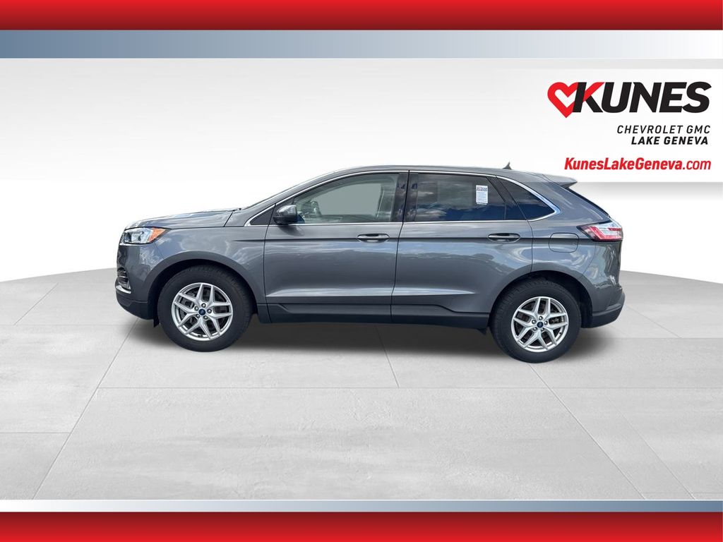 Vehicle image 9 of 48