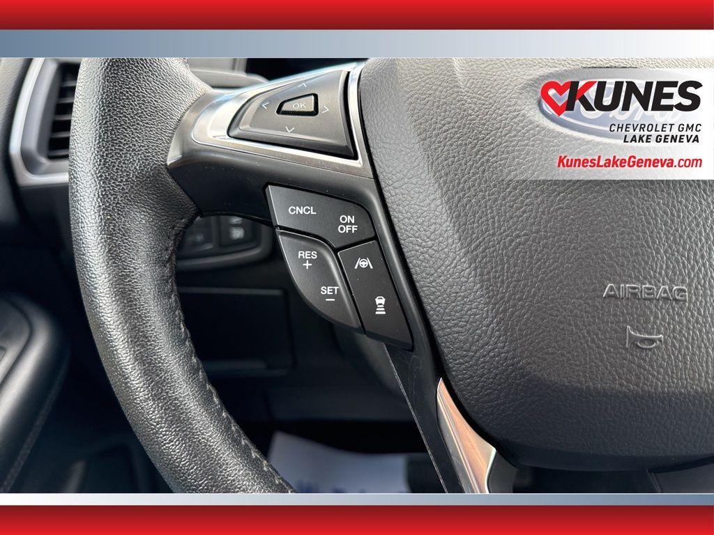 Vehicle image 42 of 48