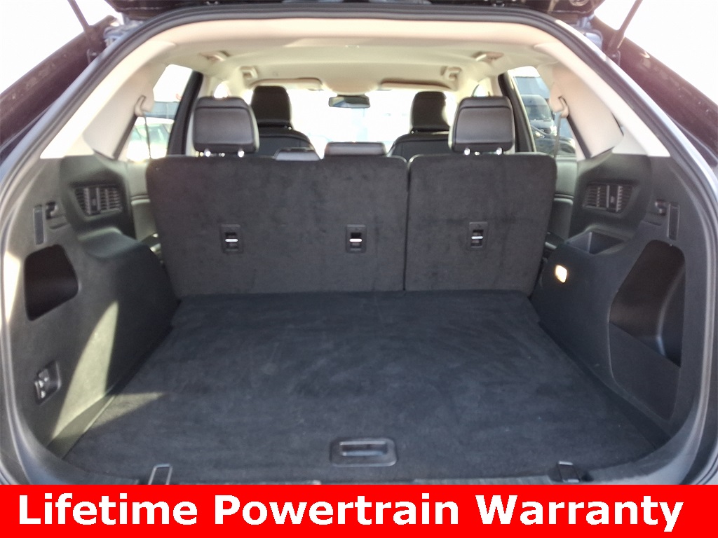 Vehicle image 29 of 34