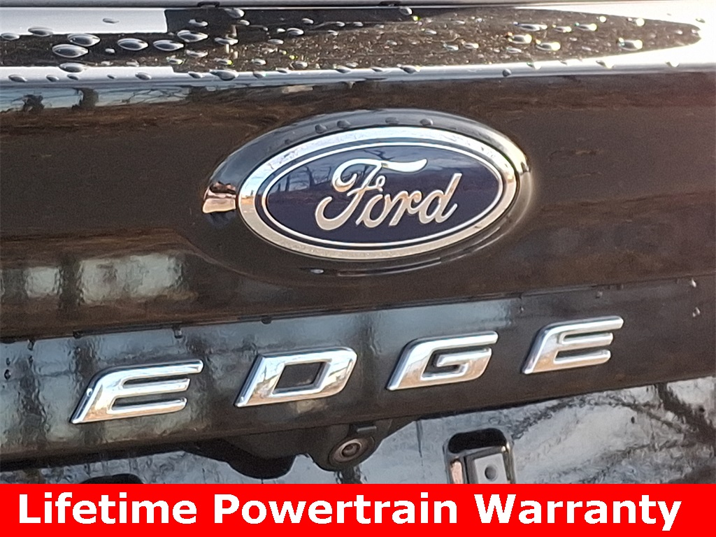 Vehicle image 31 of 34
