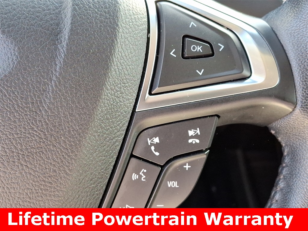 Vehicle image 22 of 34