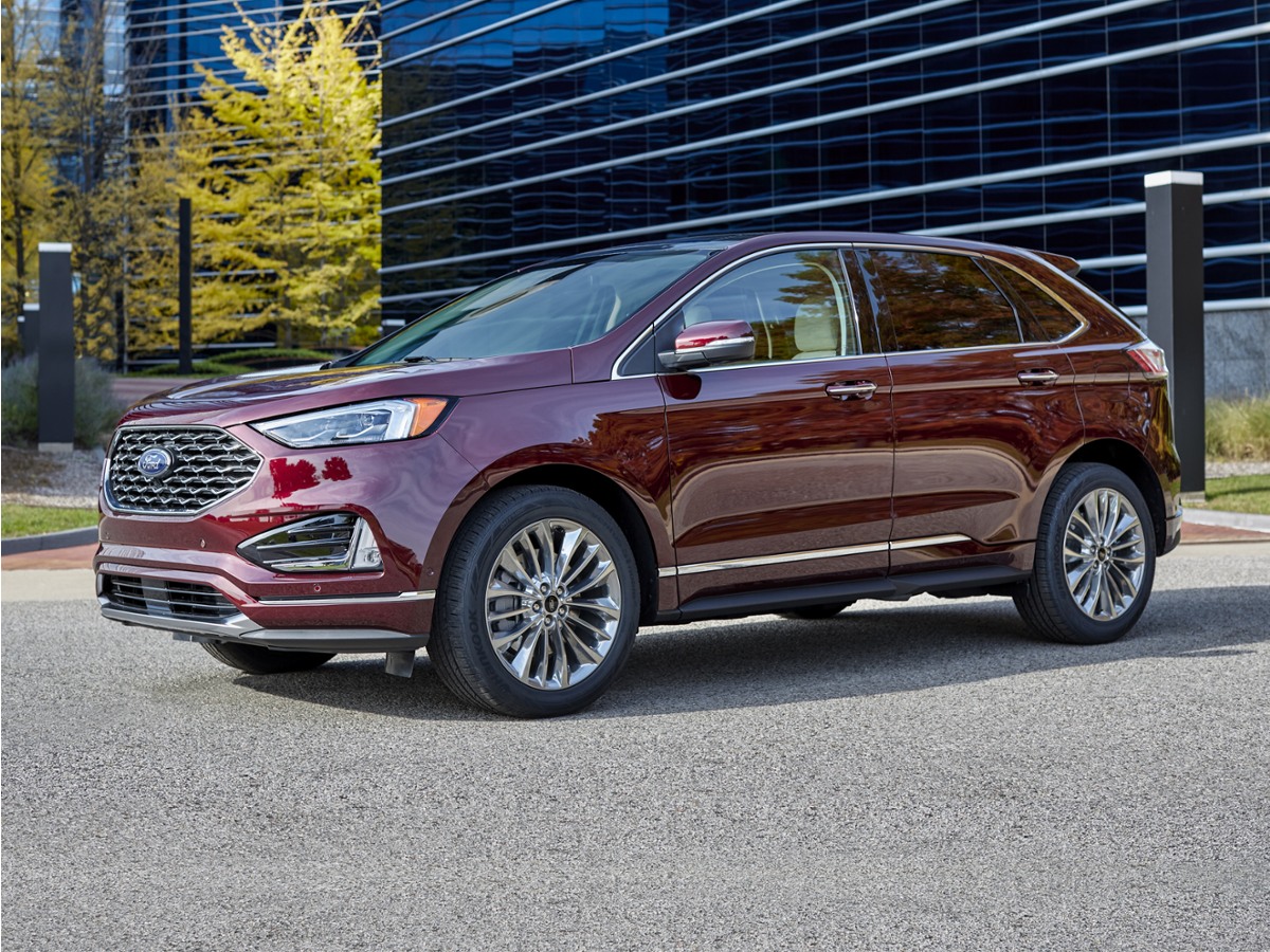 2022 Ford Edge SE Image 1 of 1