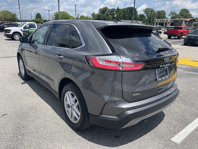 Vehicle image 7 of 30