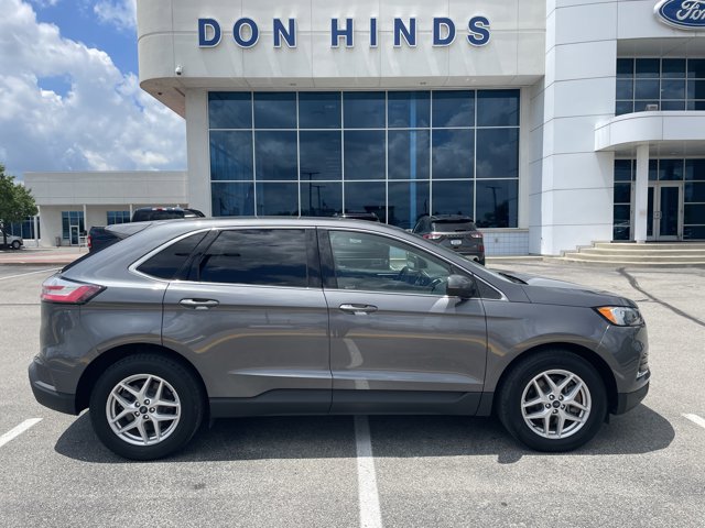 Vehicle image 4 of 30