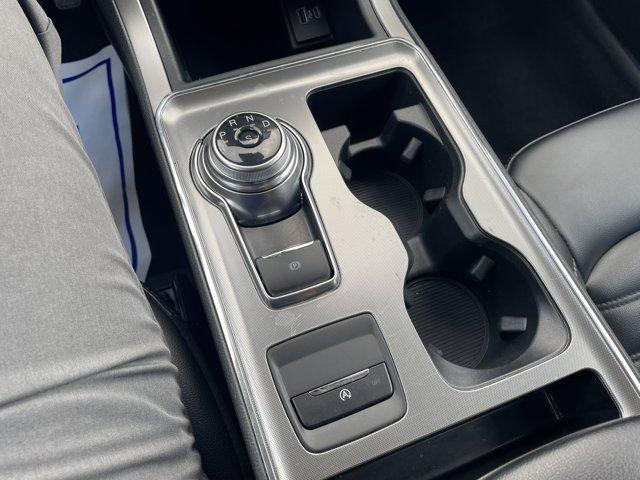 Vehicle image 22 of 30