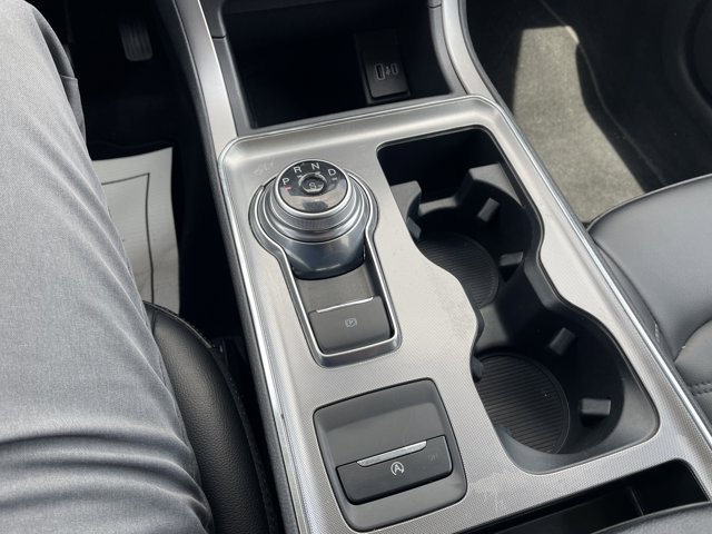 Vehicle image 28 of 29