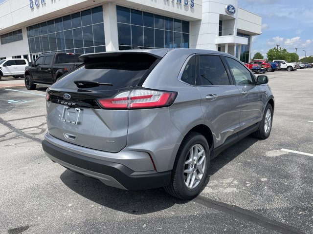 Vehicle image 5 of 29