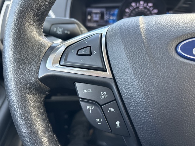 Vehicle image 20 of 34